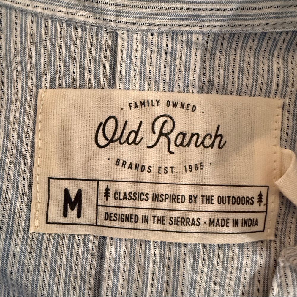 Old Ranch Women’s Button Up - Picture 5 of 10